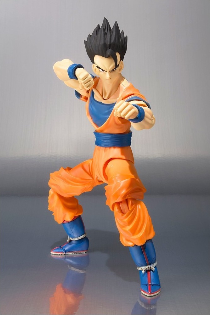 Dragon Ball Z - Ultimate Son Gohan - S.H.Figuarts  -  DRAGON BALL Z
