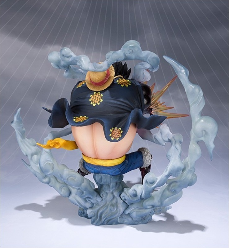 One Piece - Figurine Luffy Gear 4  -  ONE PIECE