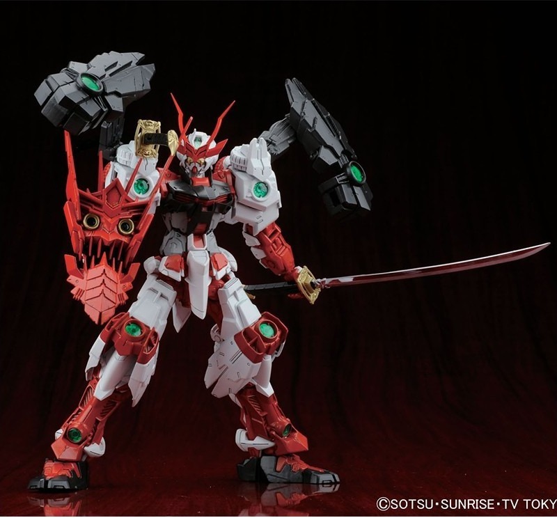 Gundam Astray Sengoku - MG  -  GUNDAM