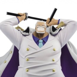 One Piece - Figurine Garp  -  ONE PIECE
