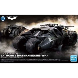 Batman Begins - Batmobile 1/35 model kit Bandai  - DC. COMICS & MARVEL