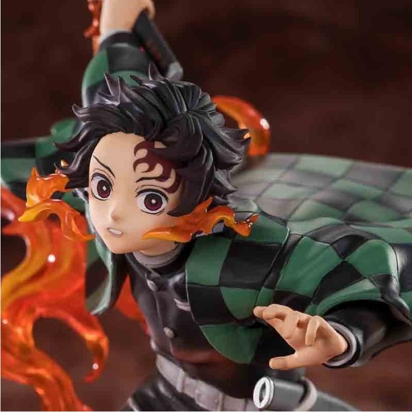Demon Slayer - Figurine Tanjiro Kamado Rengoku's Sword Guard FZ  - DEMON SLAYER