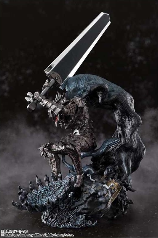 Berserk - Figurine Guts Berserker Armor Figuarts Zero Touch Metallique  - AUTRES FIGURINES