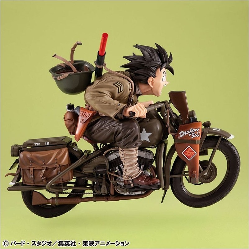 Dragon Ball Z - Figurine Son Goku & Bike - Desktop Real McCoy  -  DRAGON BALL Z