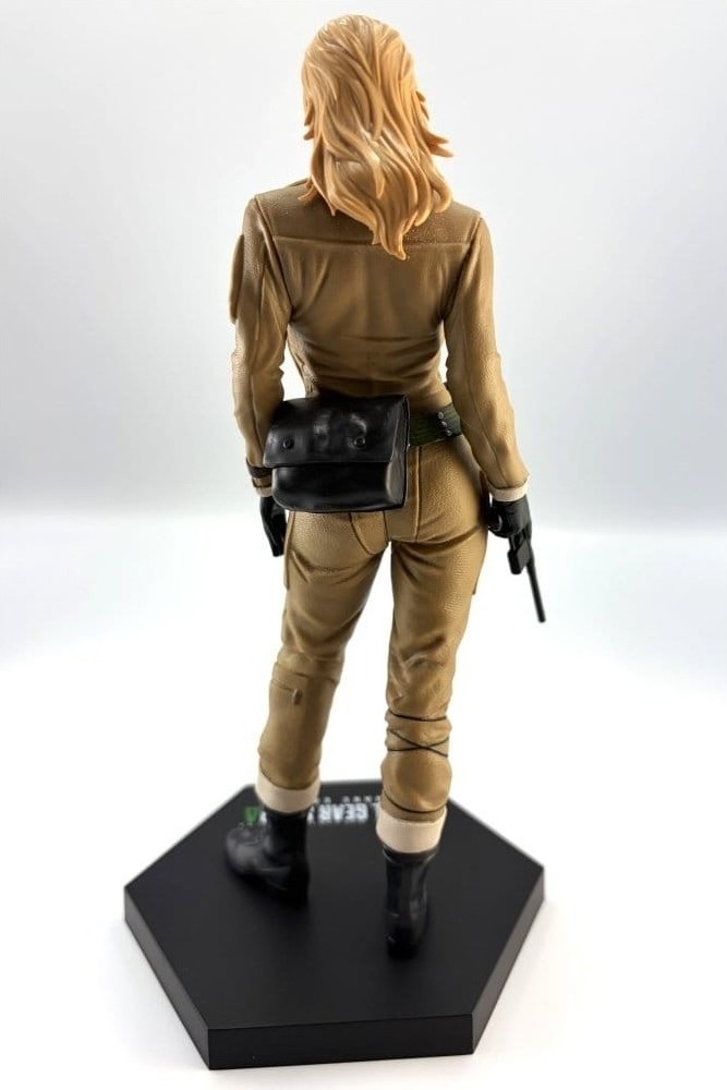 Metal Gear Solid: Snake Eater - Figurine Eva  - JEUX VIDEO