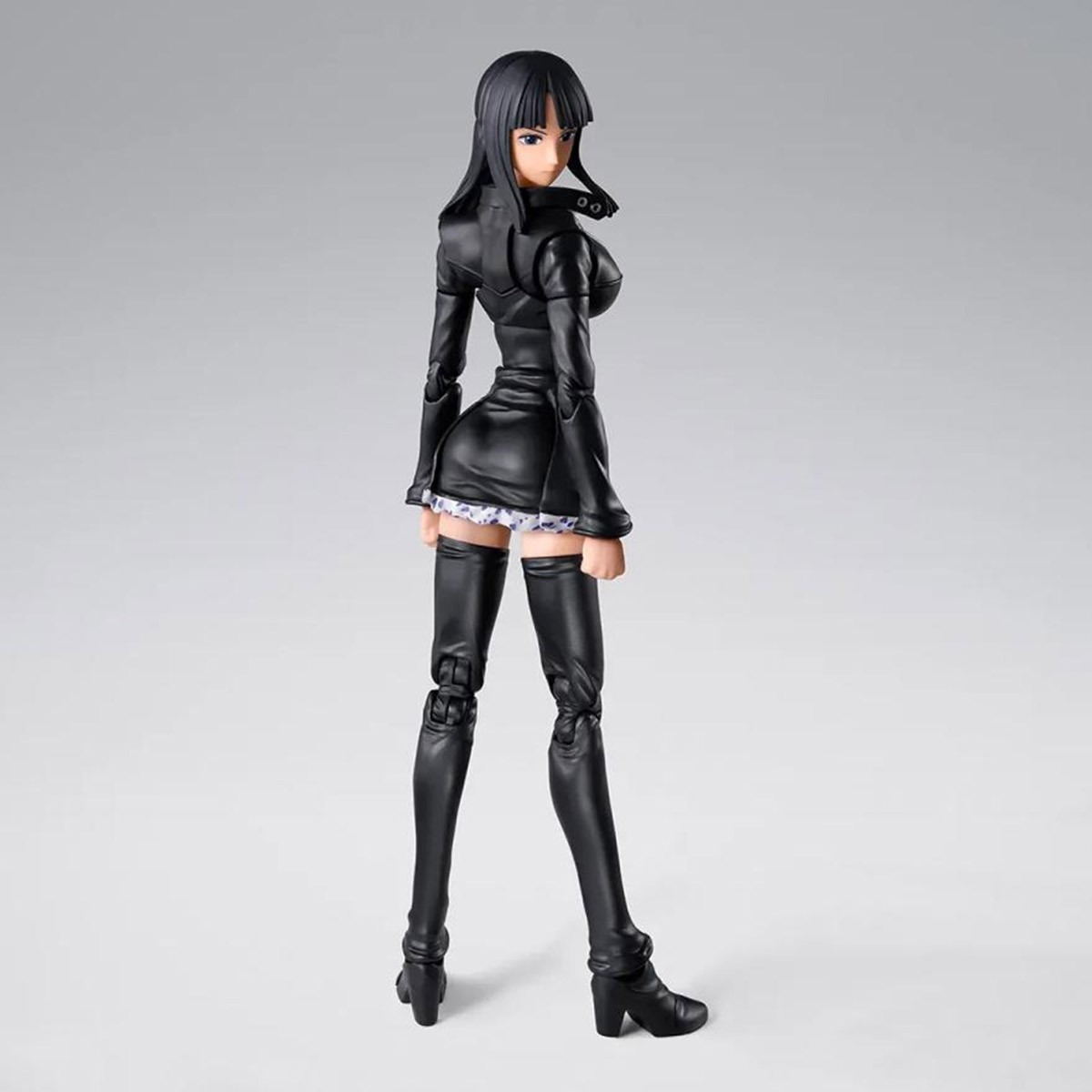 One Piece - Figurine Nico Robin Enies Lobby - S.H Figuarts  -  ONE PIECE